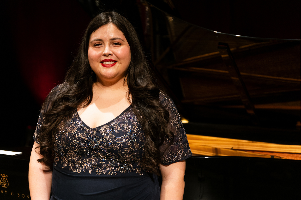 Josefina Maldonado solo