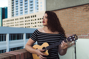 Mandy_Harvey_DSC_1689_300w.jpg